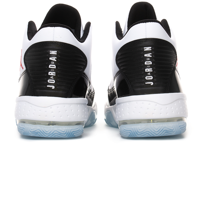 Кроссовки Air Jordan Max Aura 2 CK6636-102